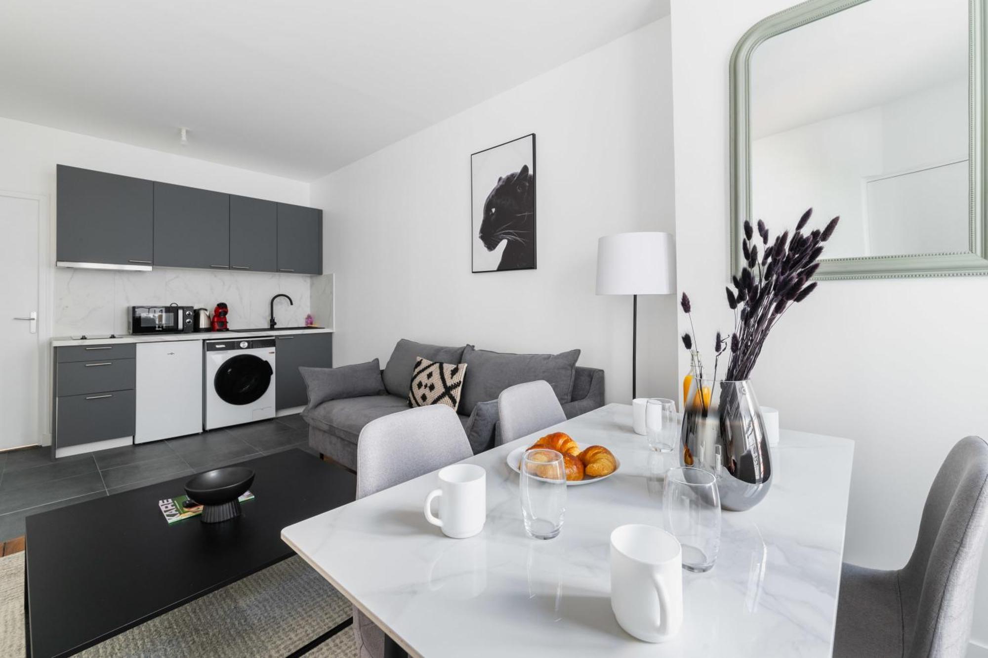 2 Pieces Refait Neuf Metro Jaures - Paris 19 - 4P - Flat-Guest Apartment Ngoại thất bức ảnh